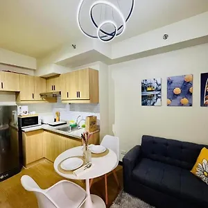 Brixton Place Near Bgc Aparthotel